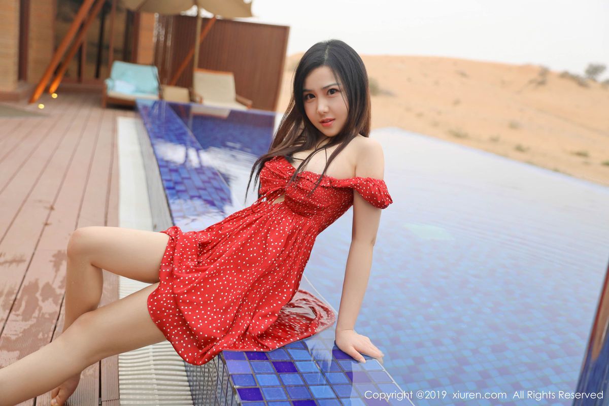 秀人网性感嫩模草莓zz童颜巨乳日系死库水少女造型美图