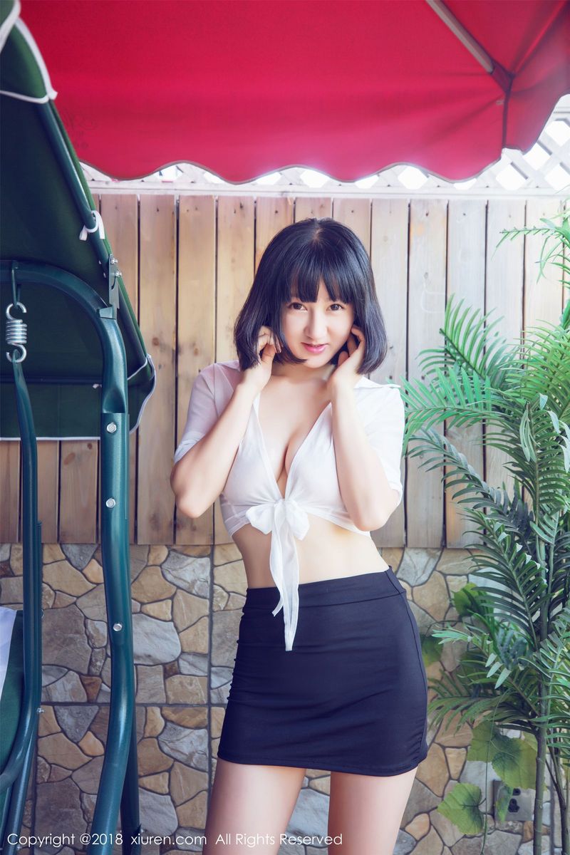 秀人网高挑美女呆呆的瑞bb黑丝美腿内衣诱惑气质写真