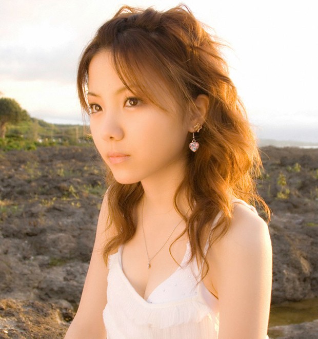 亚洲美女Syuan性感丝袜美腿艺术写真