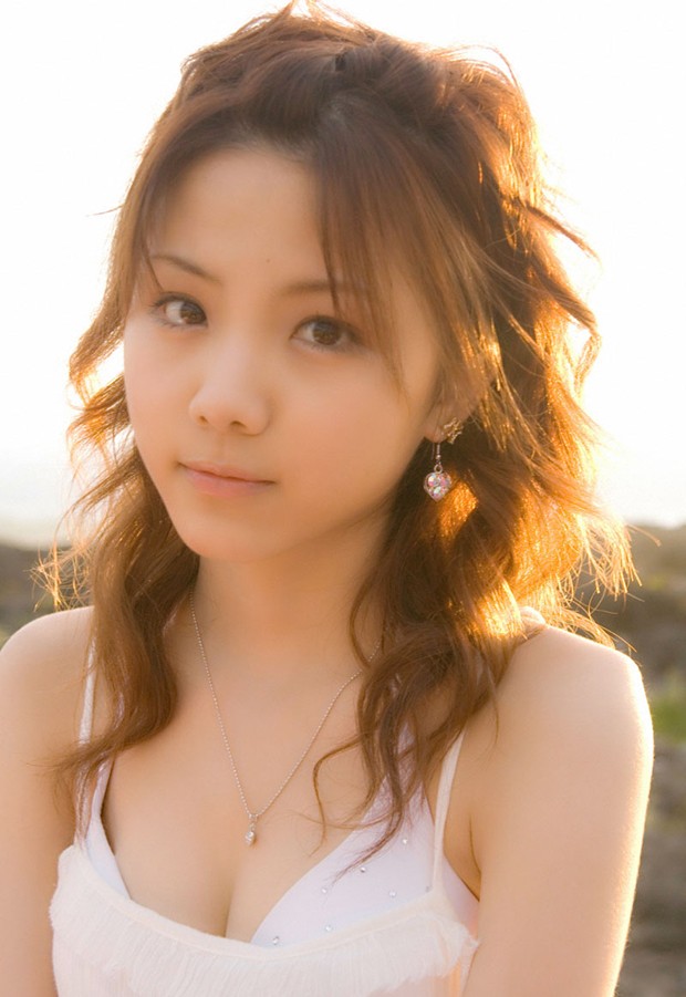 亚洲美女Syuan性感丝袜美腿艺术写真