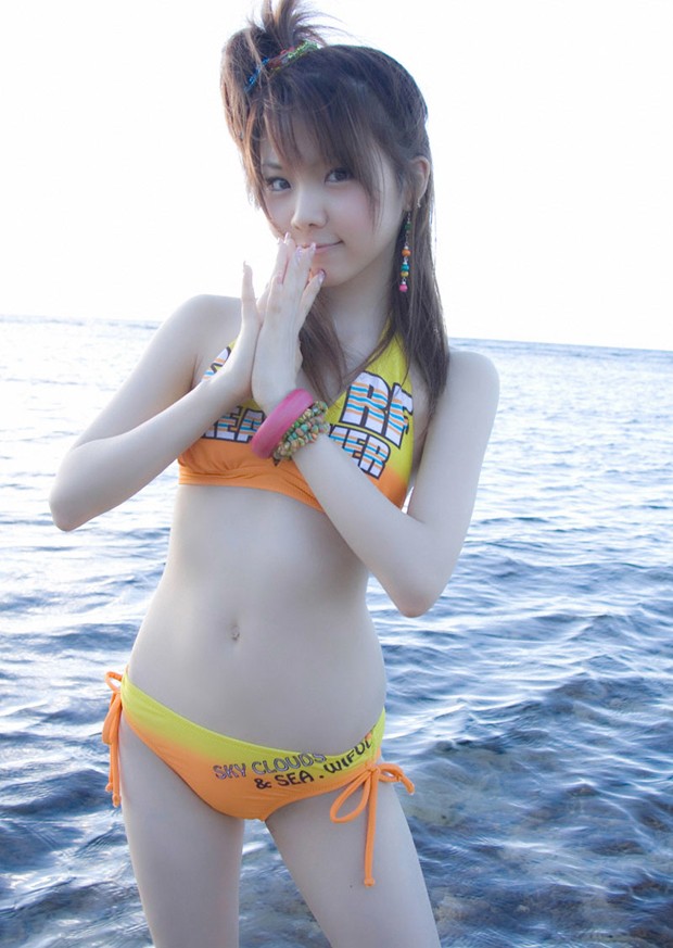 亚洲美女Syuan性感丝袜美腿艺术写真