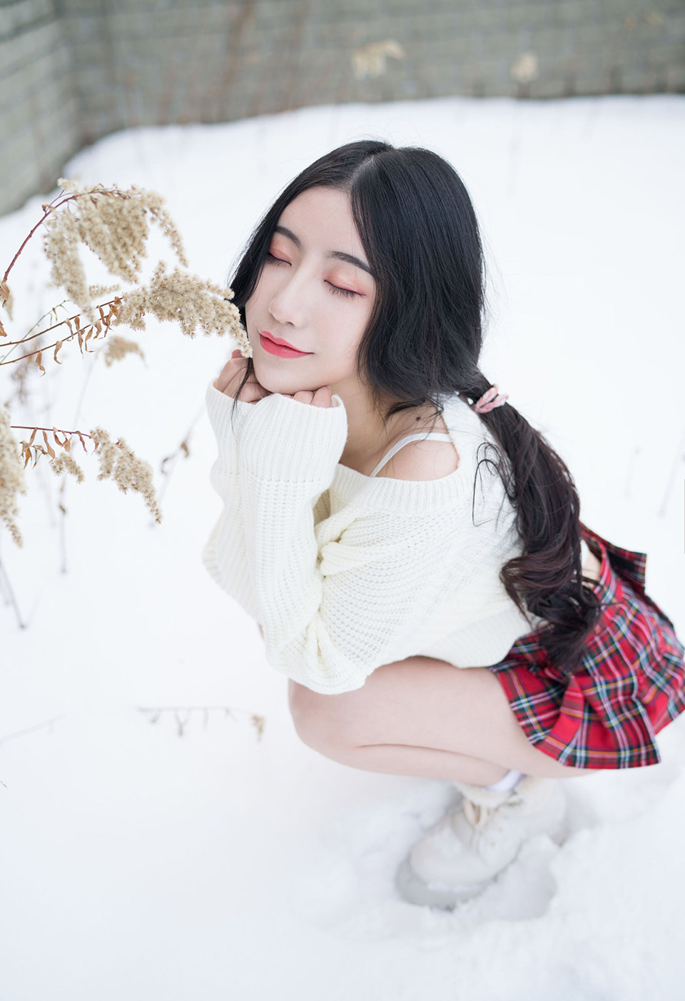 美丽冻人绯月樱齐逼短裙大长腿