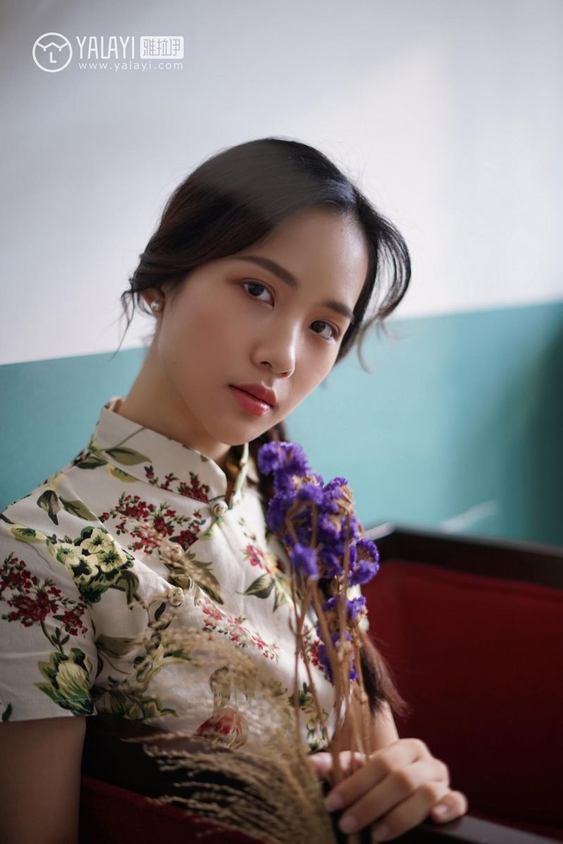 YALAYI雅拉伊清纯美女卡柔民国旗袍初见主题私房写真