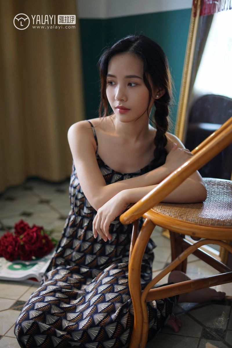 YALAYI雅拉伊清纯美女卡柔民国旗袍初见主题私房写真