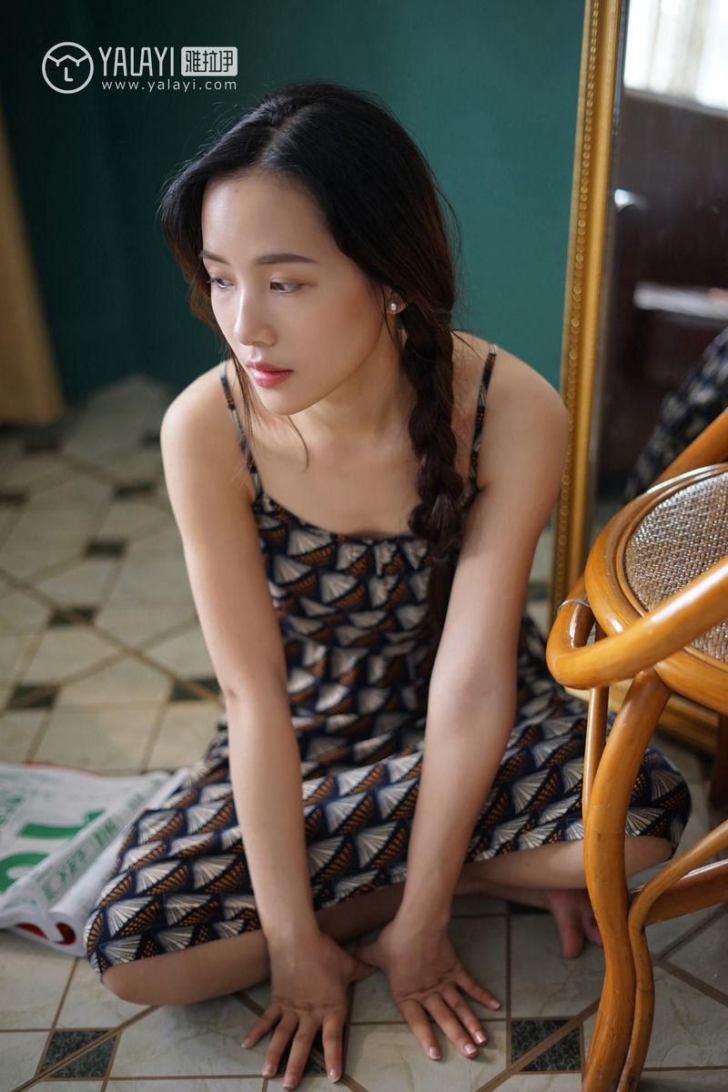 YALAYI雅拉伊清纯美女卡柔民国旗袍初见主题私房写真