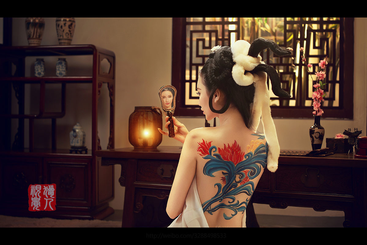 性感纹身古装美女