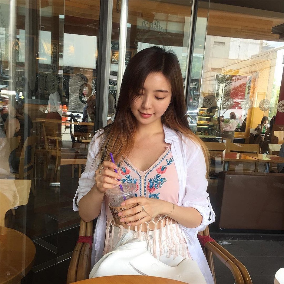 韩国环球小姐曹世辉海量生活照