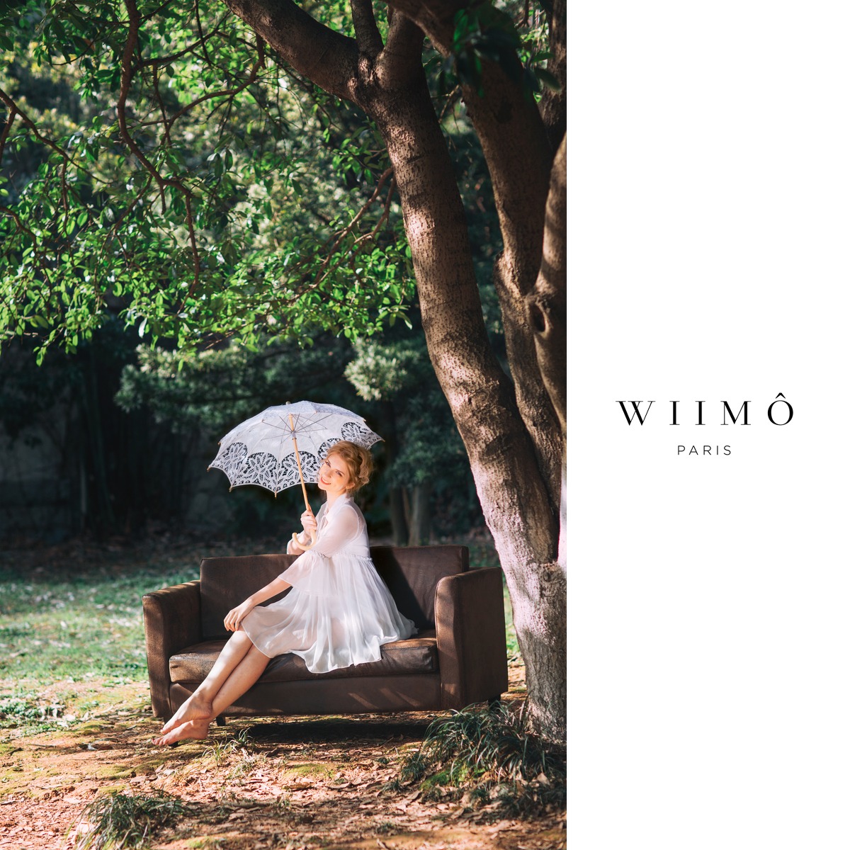 俄罗斯金发红唇美女