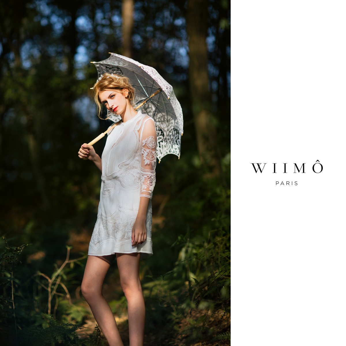 俄罗斯金发红唇美女