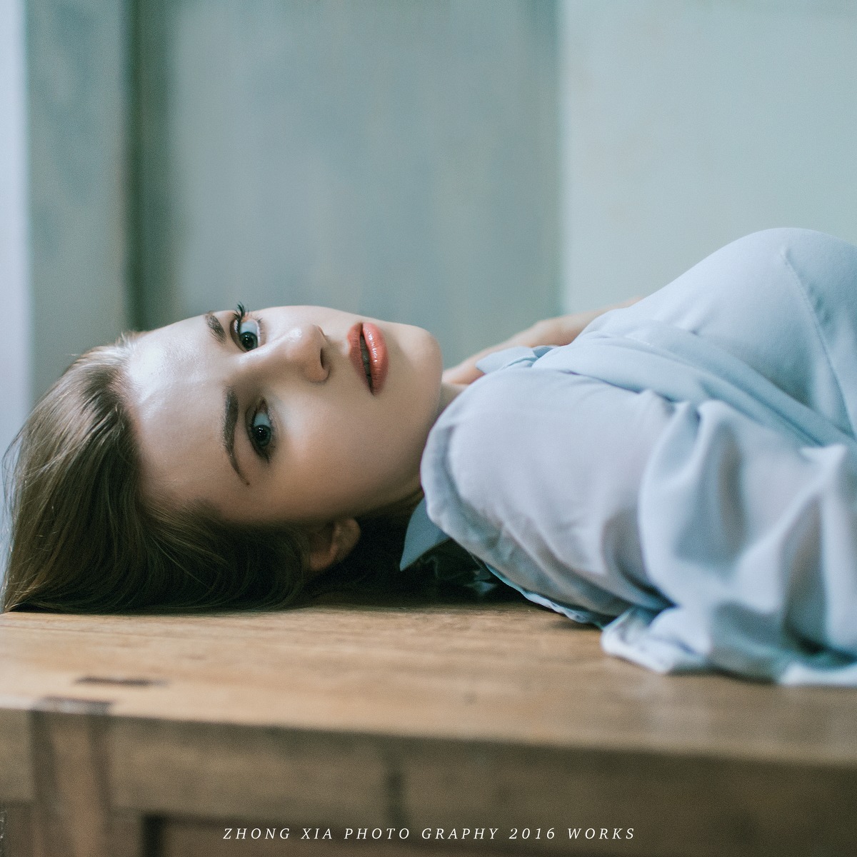 俄罗斯大眼漂亮脸蛋美女