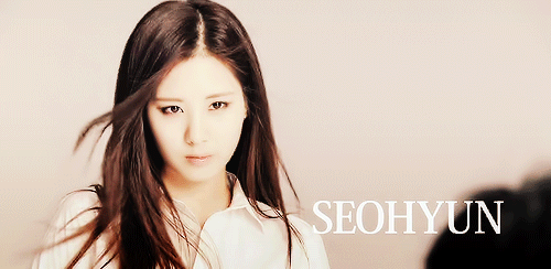 飘逸秀发美女动态图