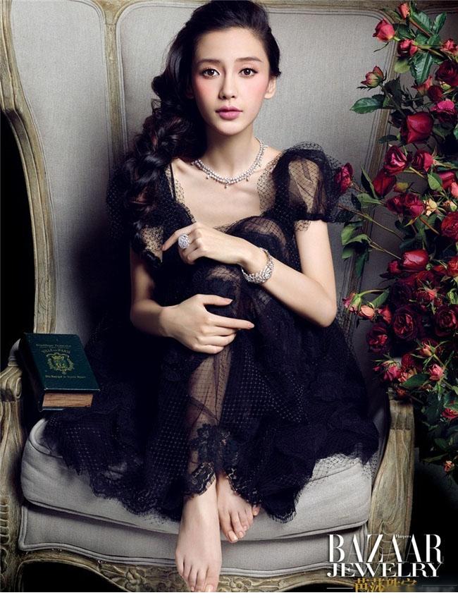 Angelababy妩媚成熟封面大片