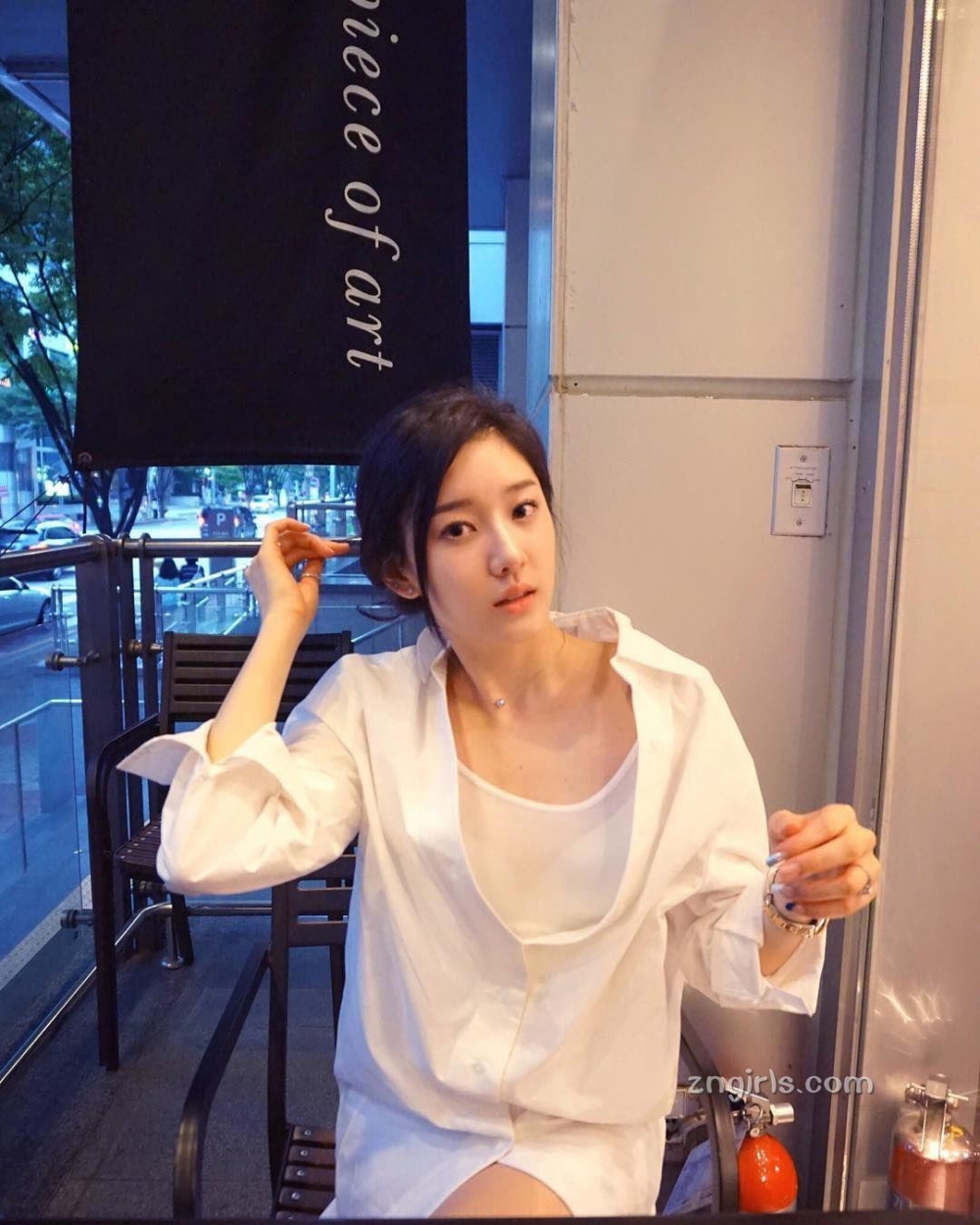 韩国美女Sojin生活自拍照气质迷人