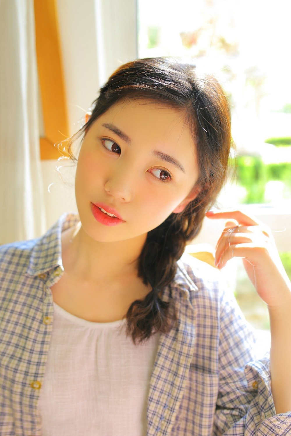 文艺甜美少女居家衬衫休闲清纯俏皮写真