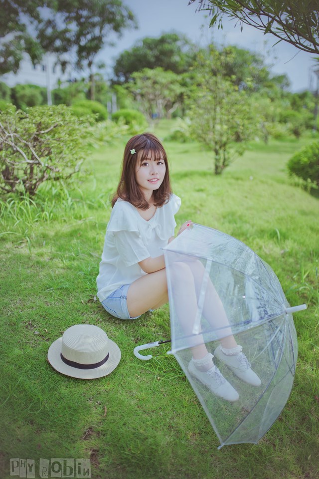 小清新热裤美女户外唯美写真集