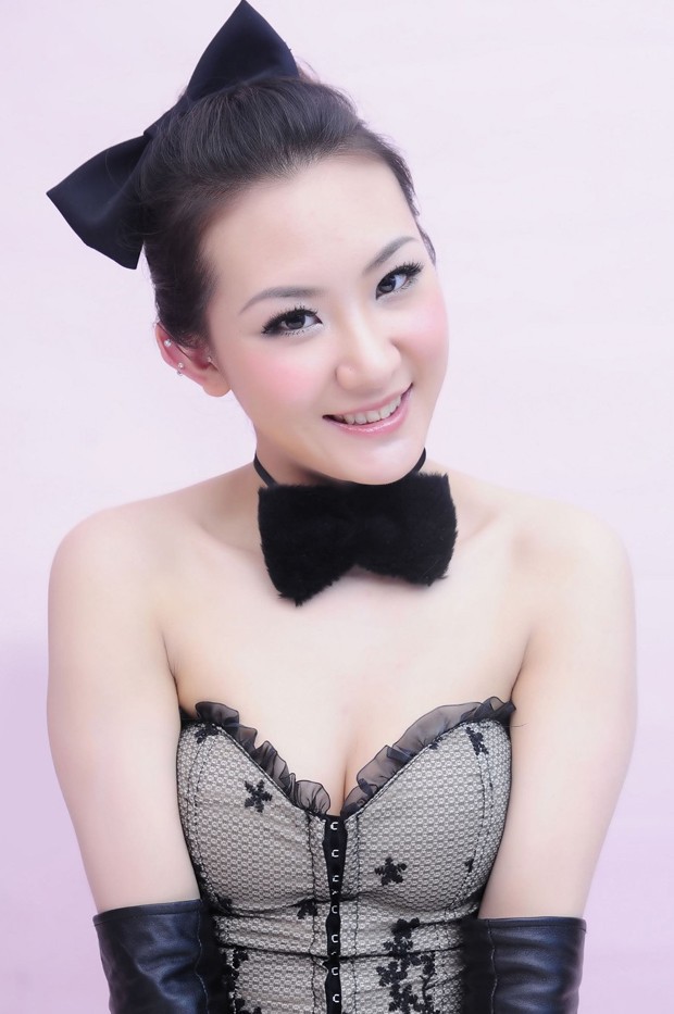 影视明星广告模特北影校花徐嘉阳诱人写真