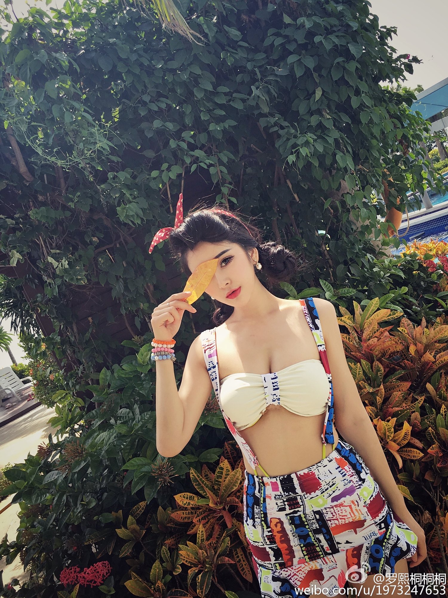 长腿嫩模罗熙桐海边比基尼性感写真