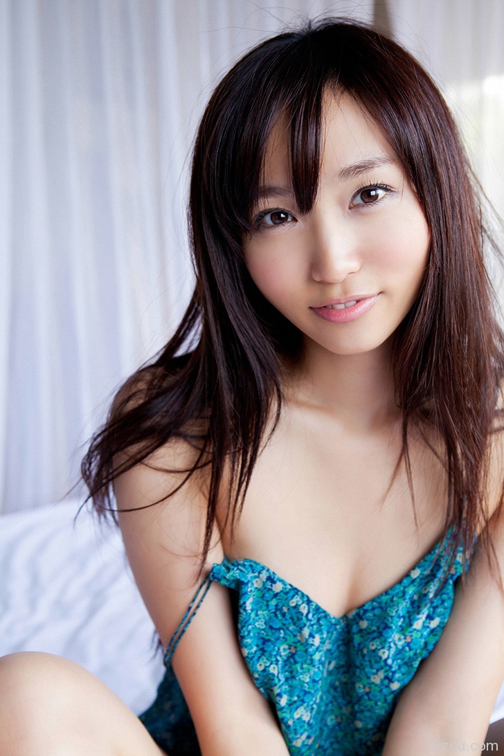 日本性感女神吉木梨纱诱人写真图片大全