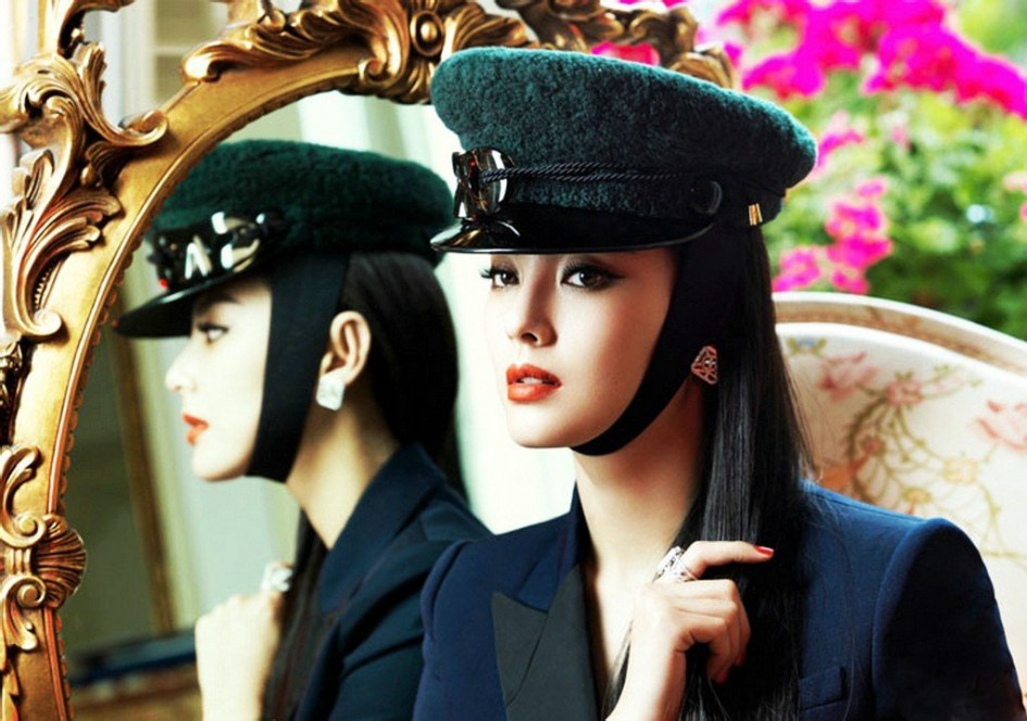 御姐张雨绮明星人体艺术图片气场全开