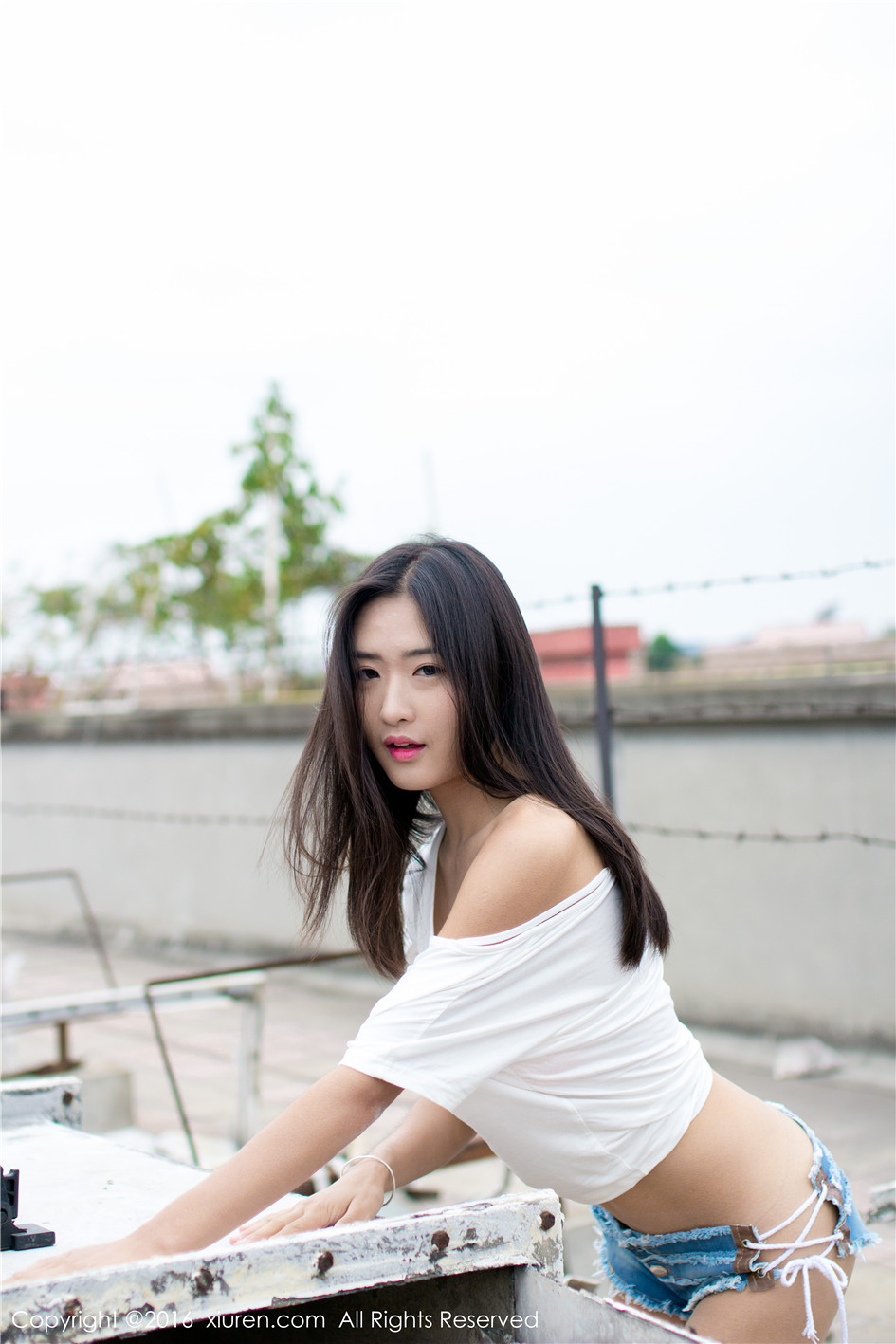 牛仔裤美臀性感宝贝周琰琳LIN细腰盈盈让人陶醉