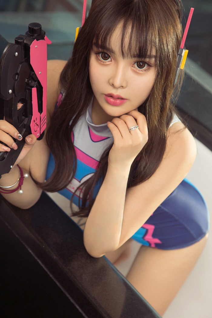 童颜巨乳Wendy绝美胴体展现高冷诱惑