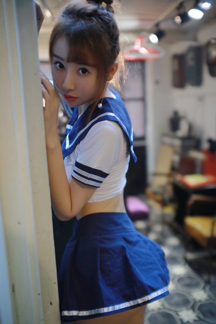 青春学妹夏笑笑浑圆酥胸白嫩娇躯制服诱惑图片