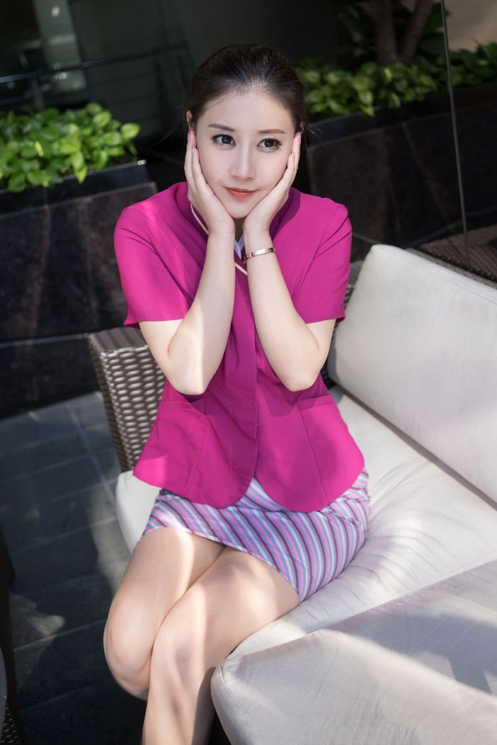 丰乳肥臀性感美眉陆瓷人体艺术写真