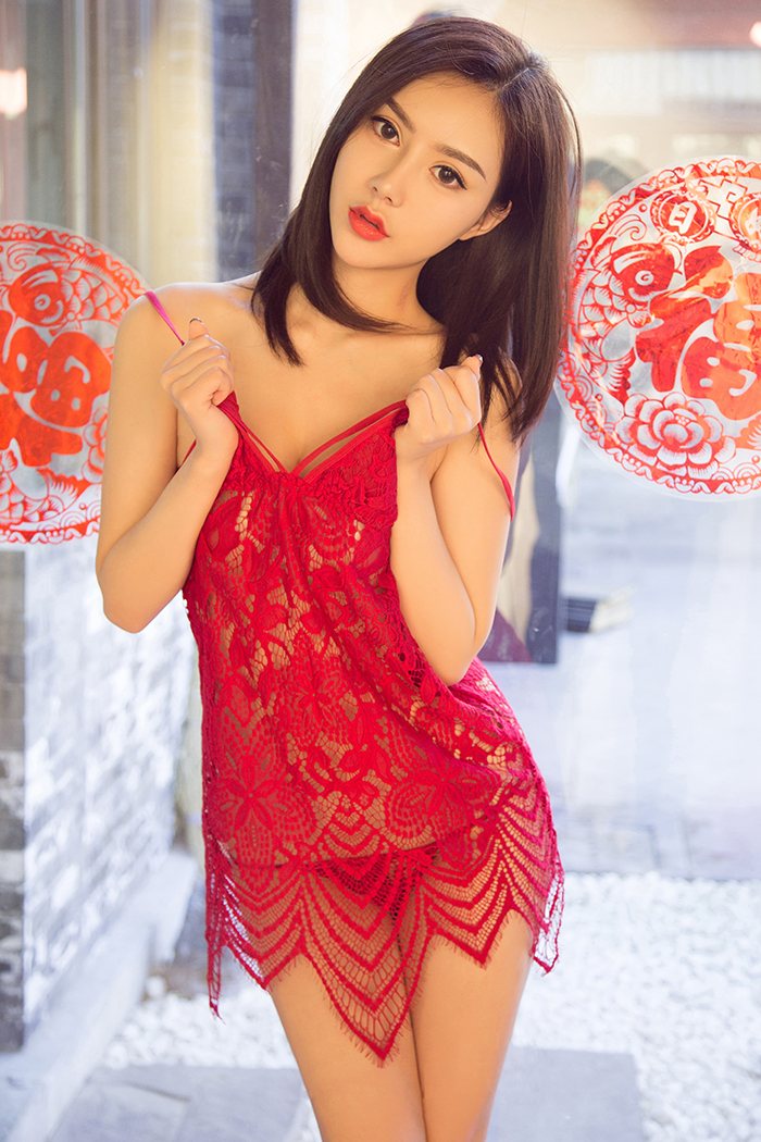 轻熟御姐曲线爆满丰乳肥臀贺新春美图照