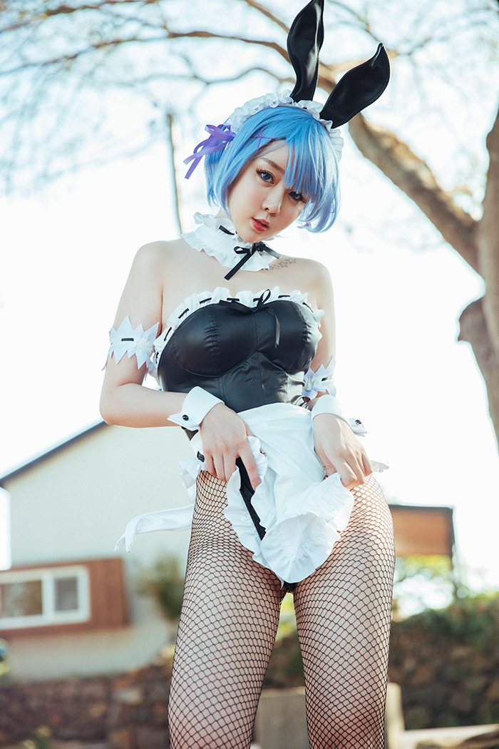 宅男女神王雨纯兔女郎装胴体惹火人体艺术照