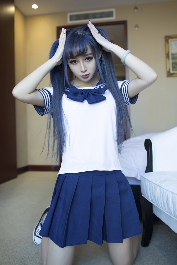 尤果萝莉小可爱水盈盈大眼时而清纯时而妩媚