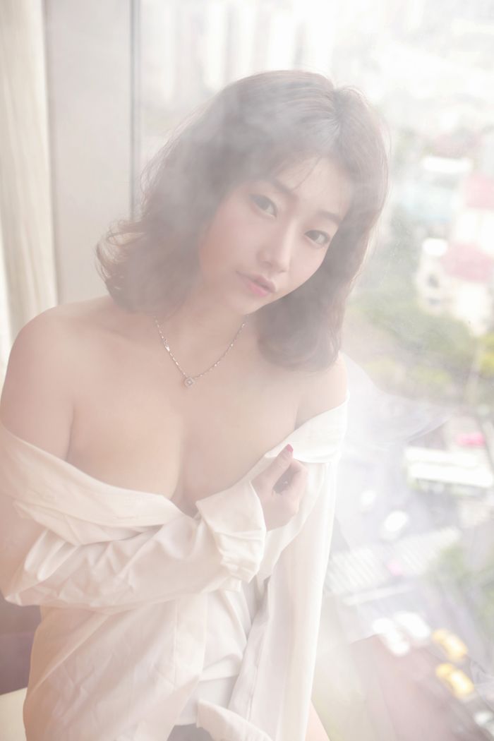 美媛馆陈思雨写真张腿翘臀姿势销魂