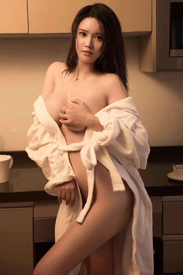 最美女友豆豆诱人胴体私房照让人欲罢不能