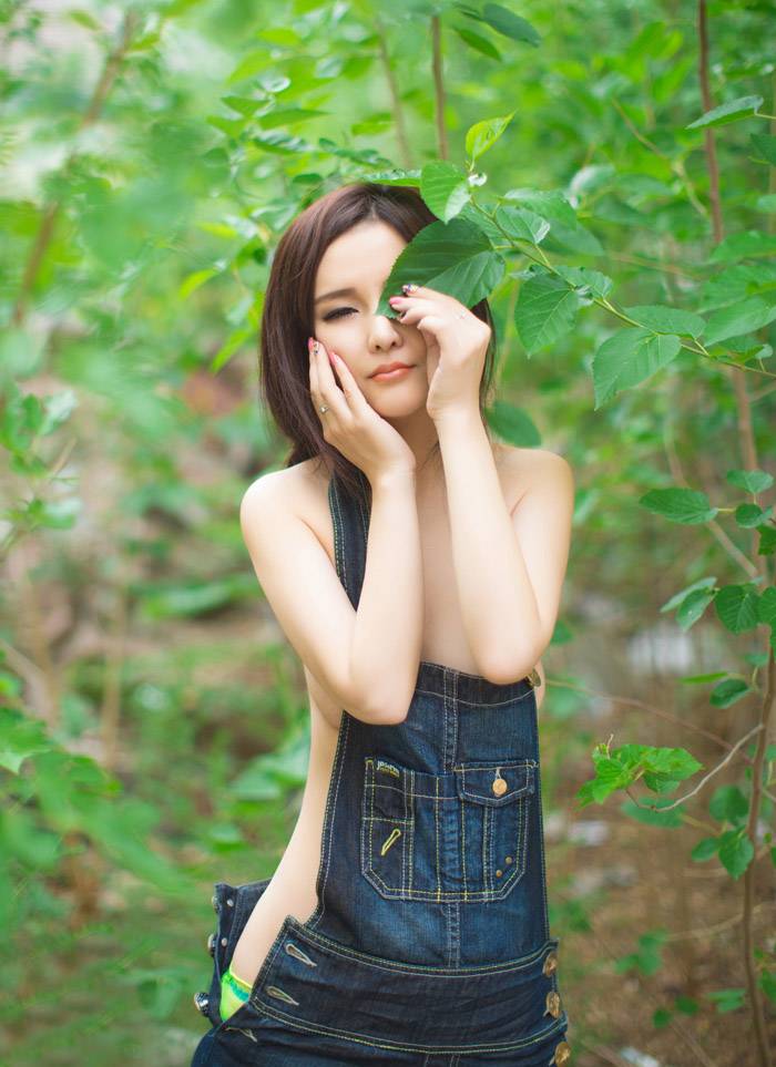 尤果美女模特比基尼私拍图片大全