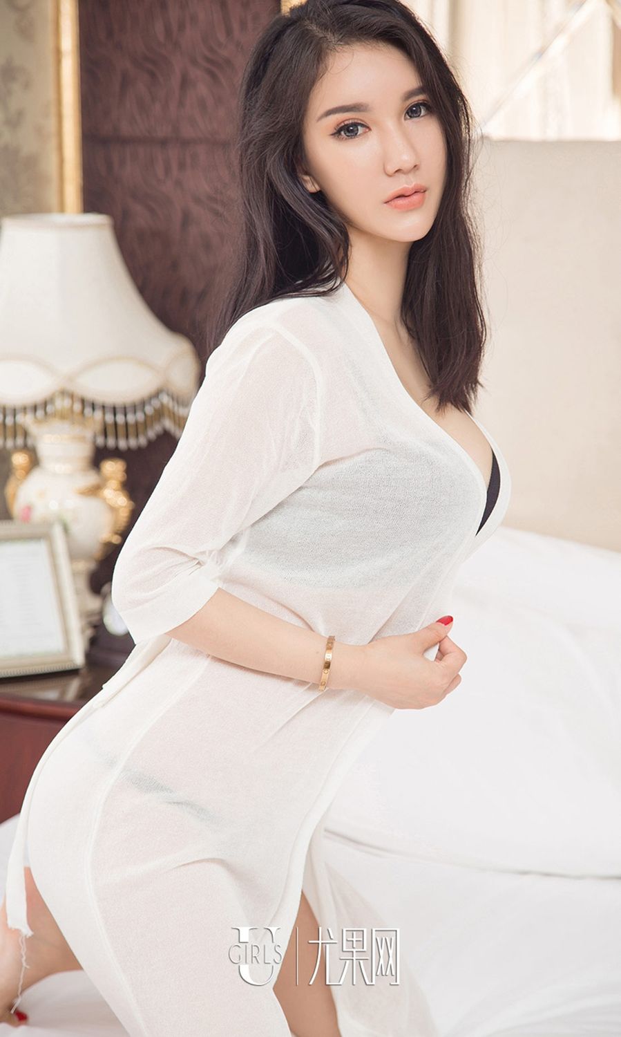 尤果网美女模特骆雪淇爆乳翘臀黑色丁字裤内衣诱惑美图