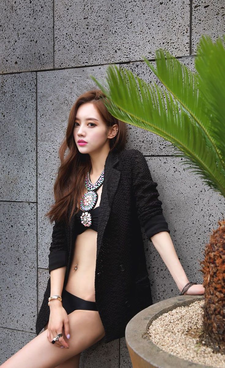 韩国气质网拍女神孙允珠泳装比基尼内衣诱惑福利写真美图