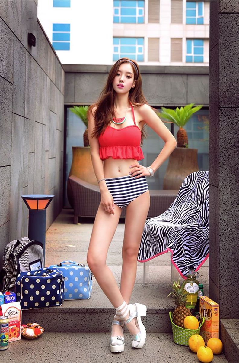 韩国气质网拍女神孙允珠泳装比基尼内衣诱惑福利写真美图