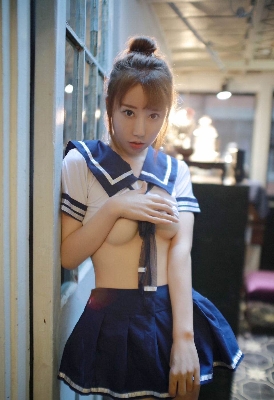 夏笑笑极具诱惑力的学生装私房魅惑