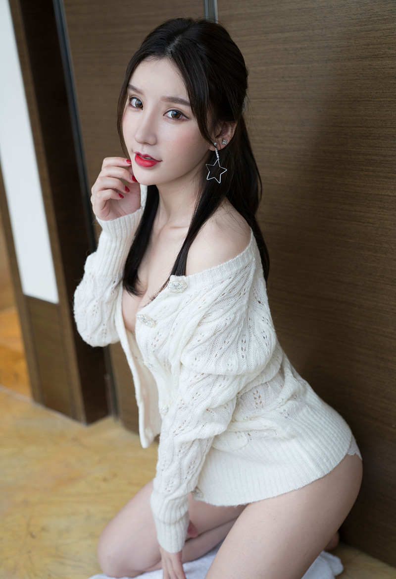 性感女神周于希丝袜美腿包臀裙