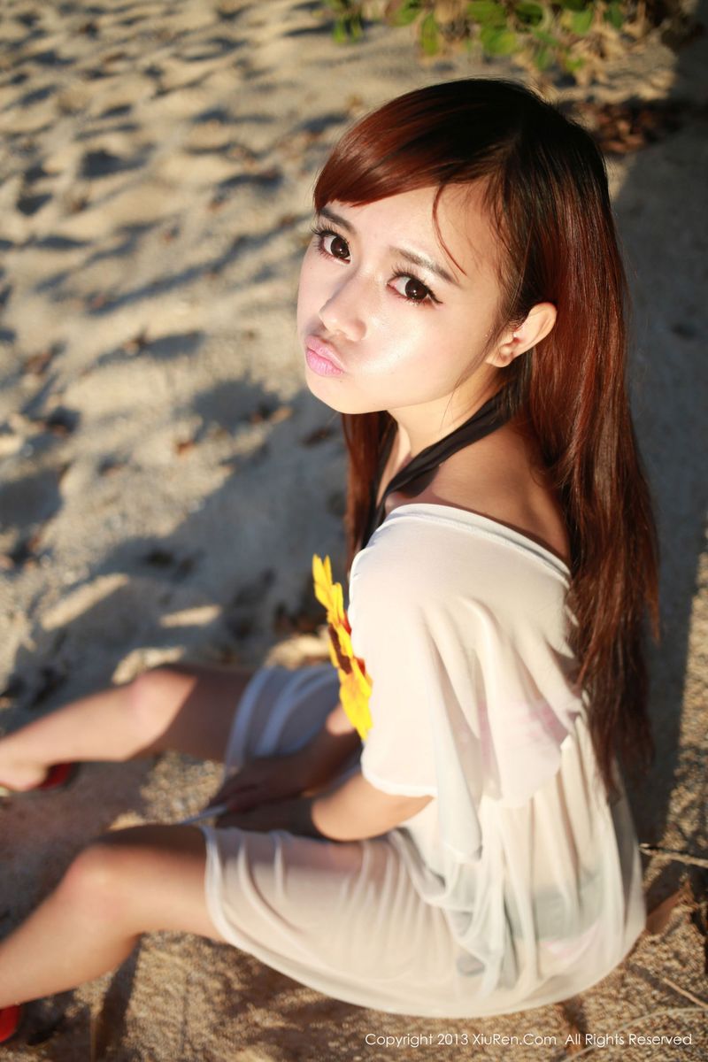 秀人网性感美女Toro羽住沙滩比基尼浴室情趣内衣诱惑美图