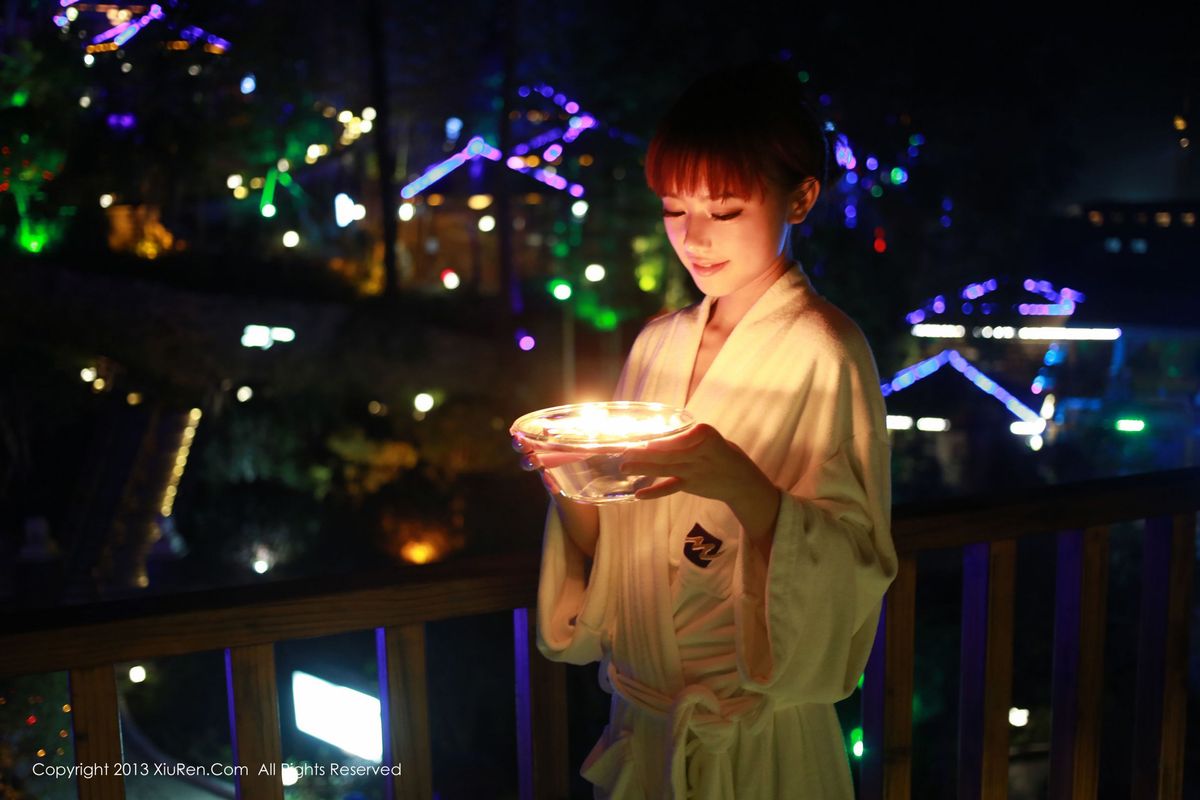 秀人网性感美女Toro羽住沙滩比基尼浴室情趣内衣诱惑美图