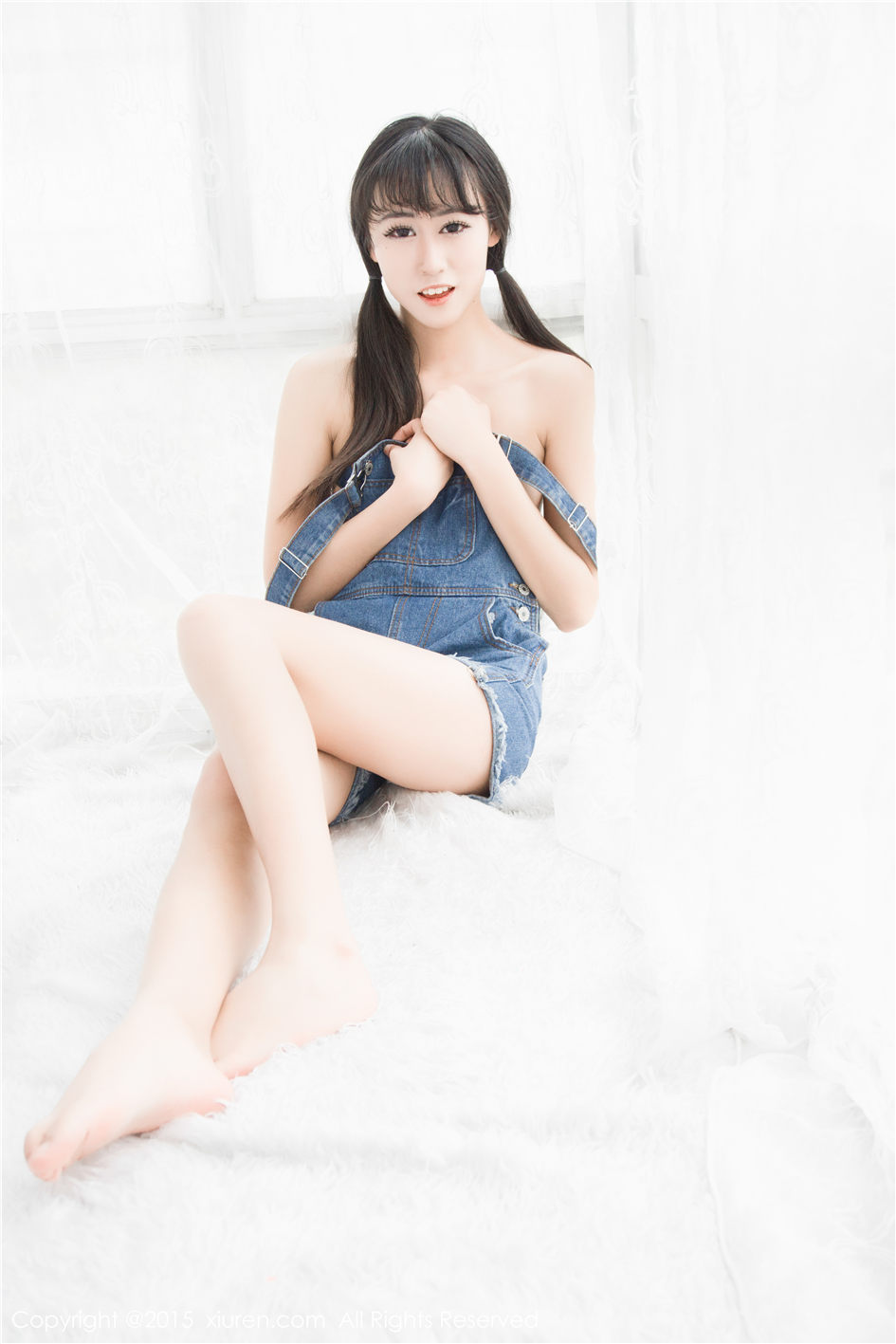 美媛馆新人嫩模素素subaby白纱遮胸双马尾情趣内衣写真