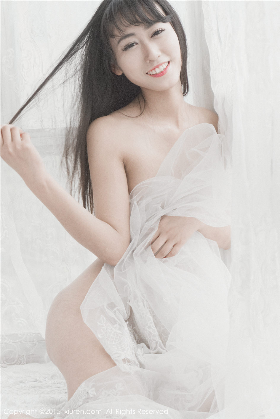 美媛馆新人嫩模素素subaby白纱遮胸双马尾情趣内衣写真