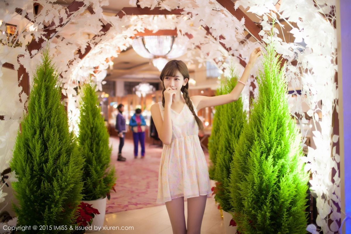 爱蜜社极品美女陈潇Xiaoer户外清新养眼日本之旅美图写真