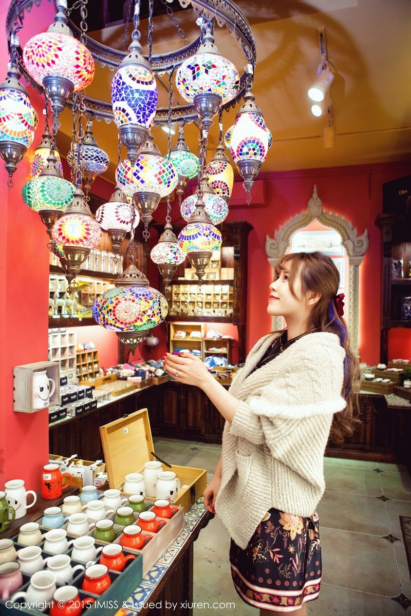 爱蜜社性感女神田老师身着旗袍浴室比基尼内衣诱惑写真