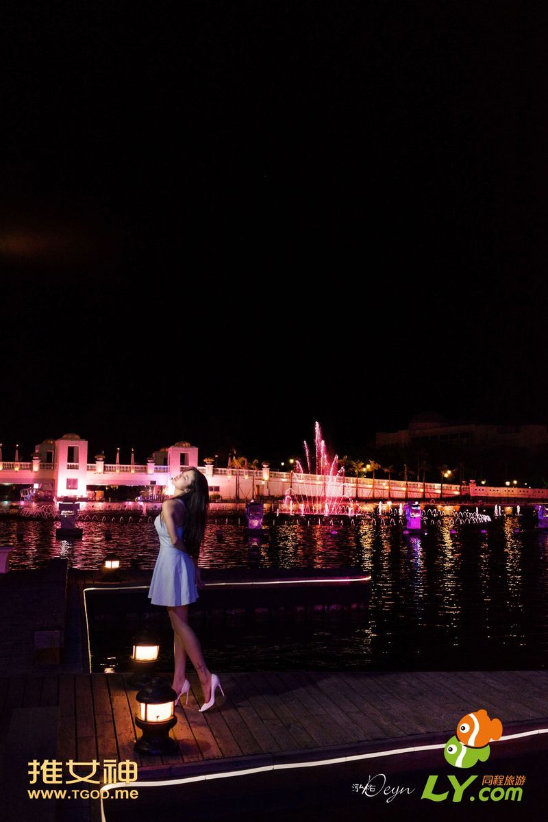 推女神美女模特李凯诗luvian比基尼青花瓷内衣诱惑沙巴旅拍