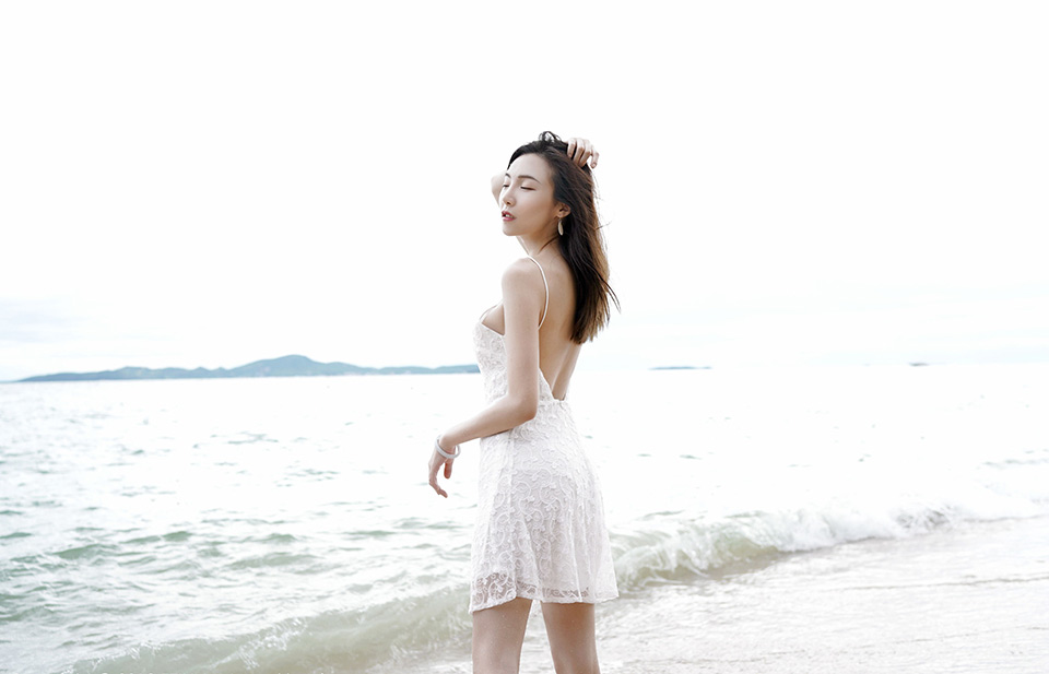 Hana妹烂漫柔美的美女主播