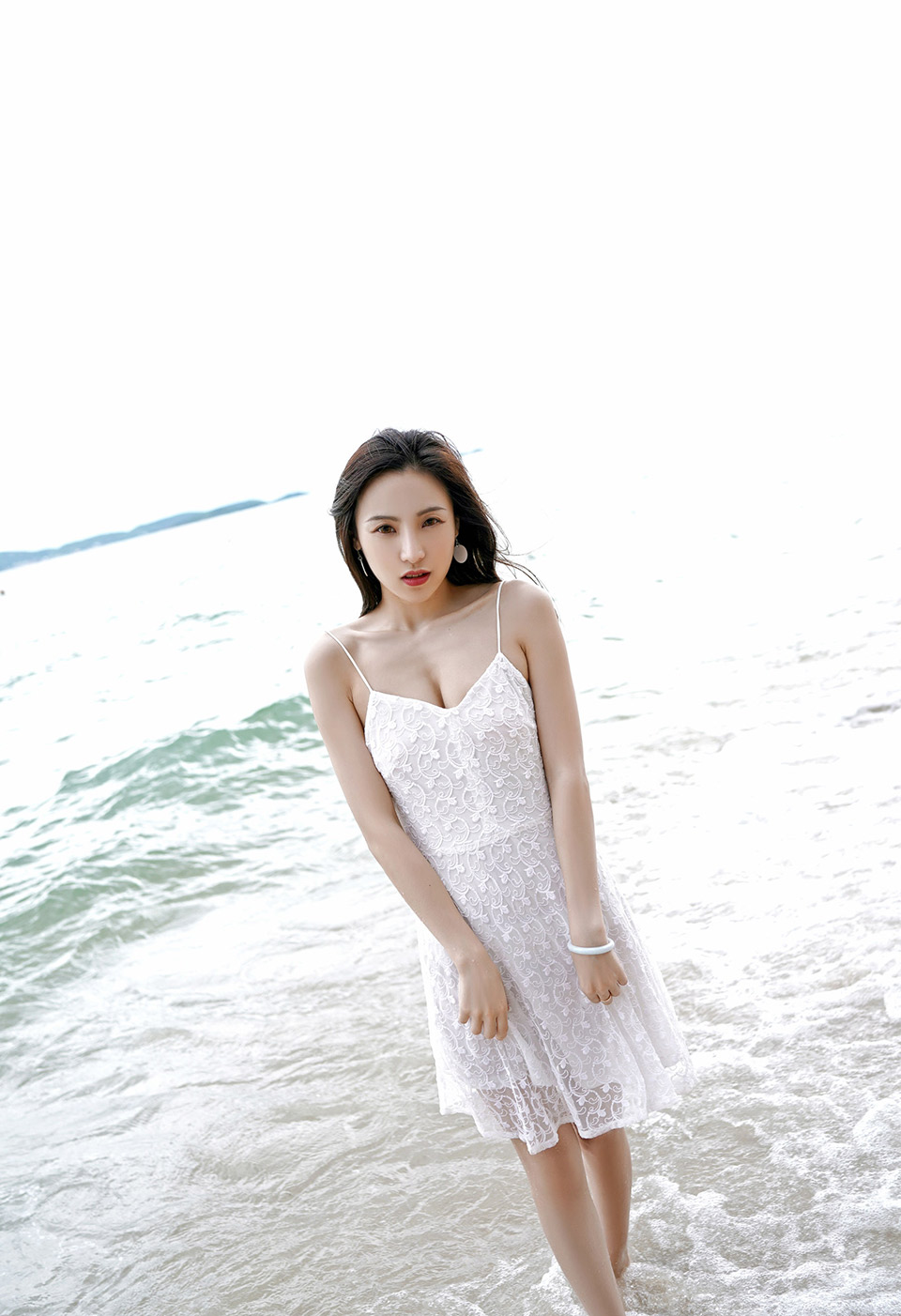 Hana妹烂漫柔美的美女主播