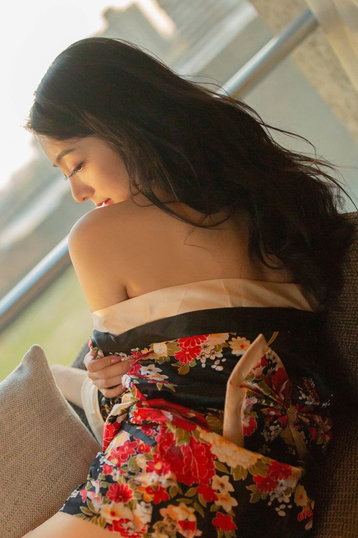 和服人妻小热巴肉欲捆绑令人疯狂