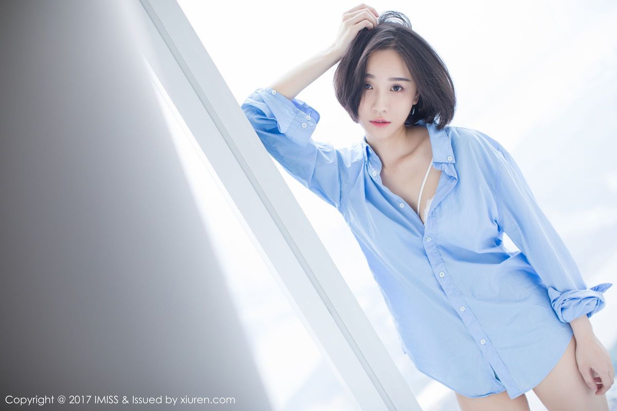 爱蜜社新人美女模特莉雅Livia水润清新诗情画意养眼写真