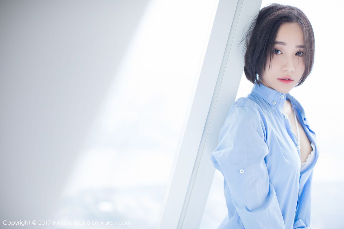 爱蜜社新人美女模特莉雅Livia水润清新诗情画意养眼写真